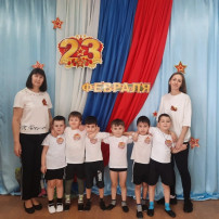 23 февраля в группе "Радуга" 23 февраля в группе "Радуга".
